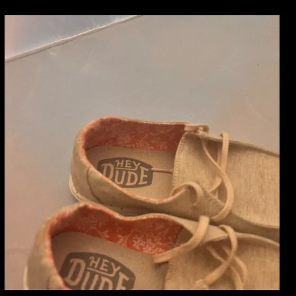 Hey Dude Women's Chambray Shoes - Cream size 9 - Picture 4 of 8